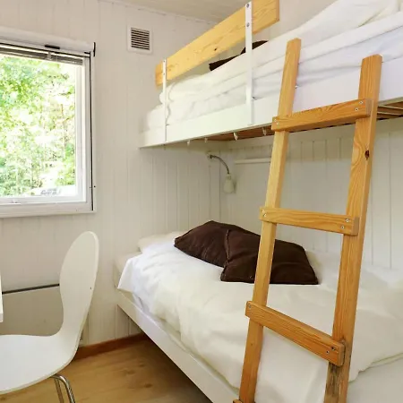 Holiday home 6 Person In Hadsund-by Traum