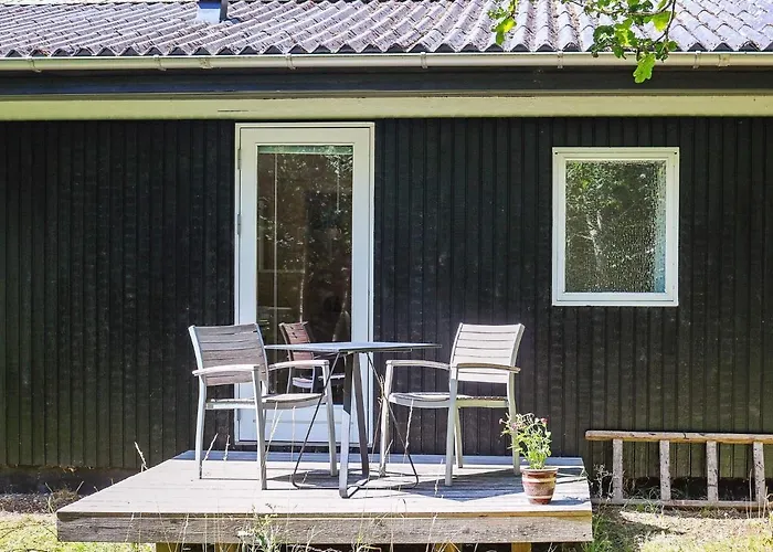 Holiday home 6 Person In Hadsund-by Traum